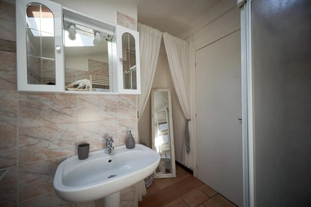 Porto Valentino Apartment Sirmione
