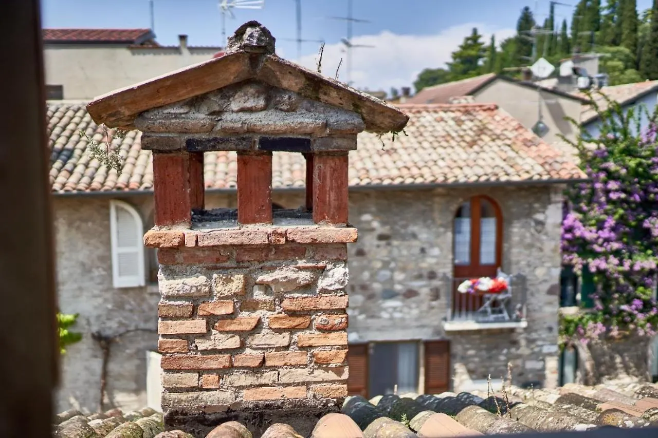 Porto Valentino Apartment シルミオーネ