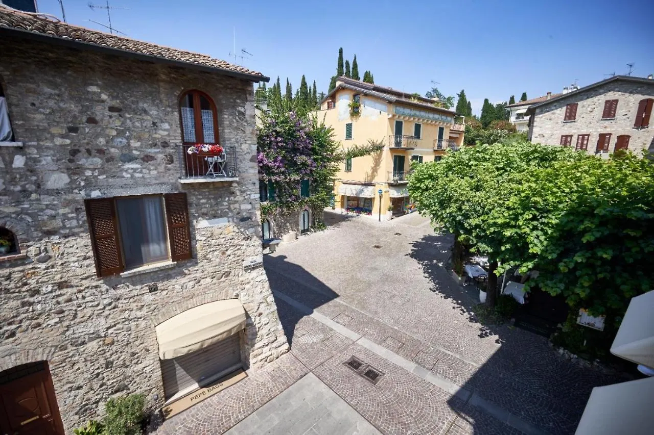 Porto Valentino Apartment シルミオーネ イタリア