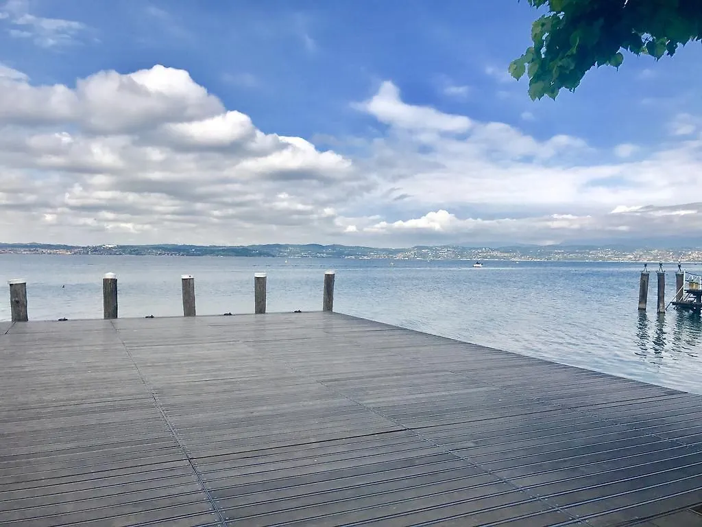 Porto Valentino Apartment Sirmione Italy