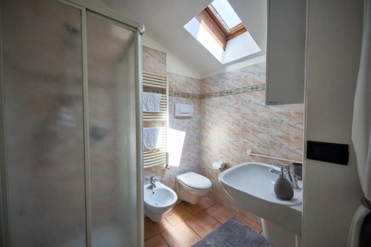 Porto Valentino Apartment Sirmione Italy